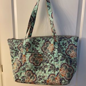 Vera Bradley Medium Duffle Bag